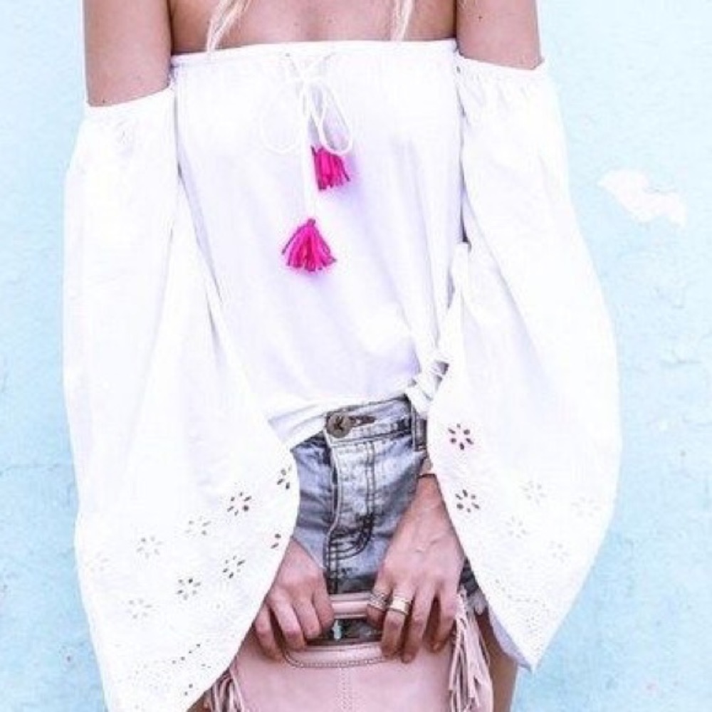 LOOKING FOR SUNDRESS BRAND OFF SHOULDER